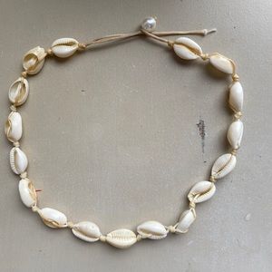 shell and pearl vsco style necklaces